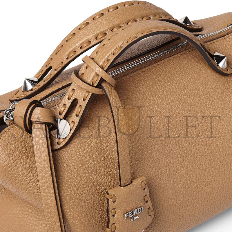 F**di by the way selleria medium 8bl155asu2f0emr (29*17*13cm)